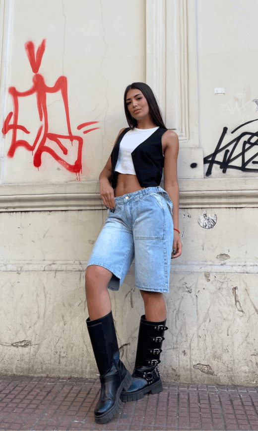 Bermuda Doble Hebilla Tiro Medio - CELE